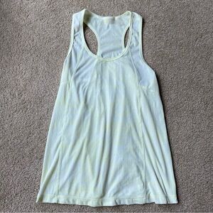 Zella Racerback Tank Top Yellow White Tie Dye XS Summer Run Yoga Hike Lounge